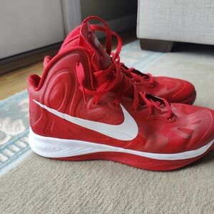 Men's Nike Hyperfuse Size 13